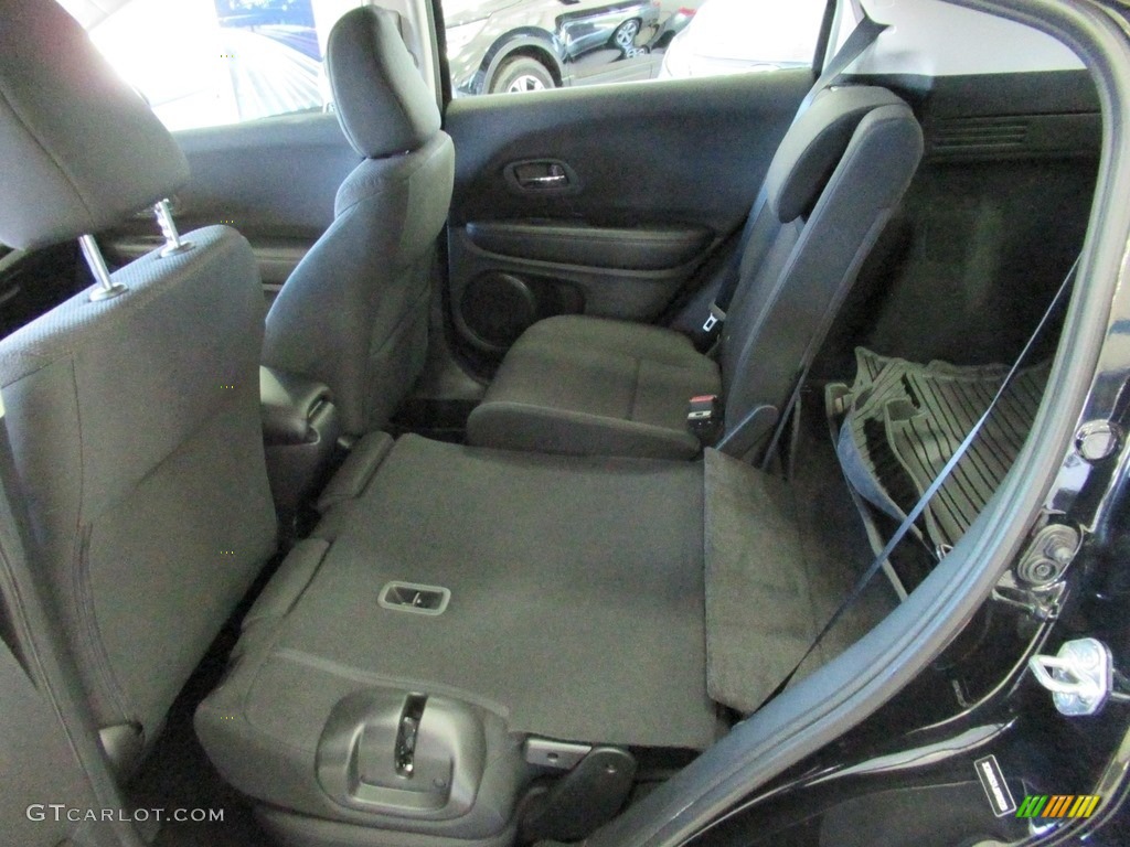 2018 Honda HR-V LX Rear Seat Photo #139468900