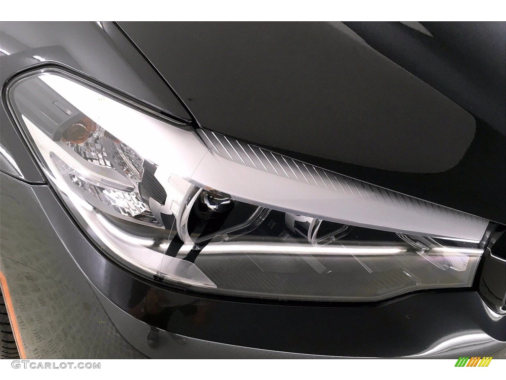 2018 5 Series 530e iPerfomance Sedan - Dark Graphite Metallic / Black photo #26
