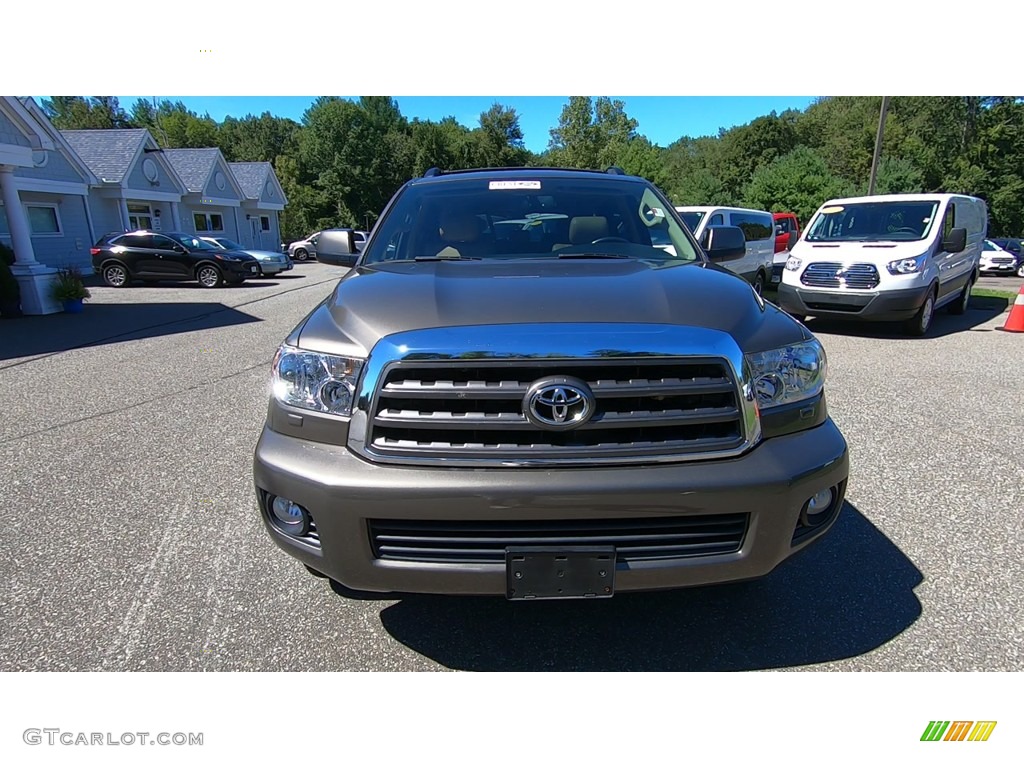 2014 Sequoia SR5 4x4 - Pyrite Mica / Sand Beige photo #2