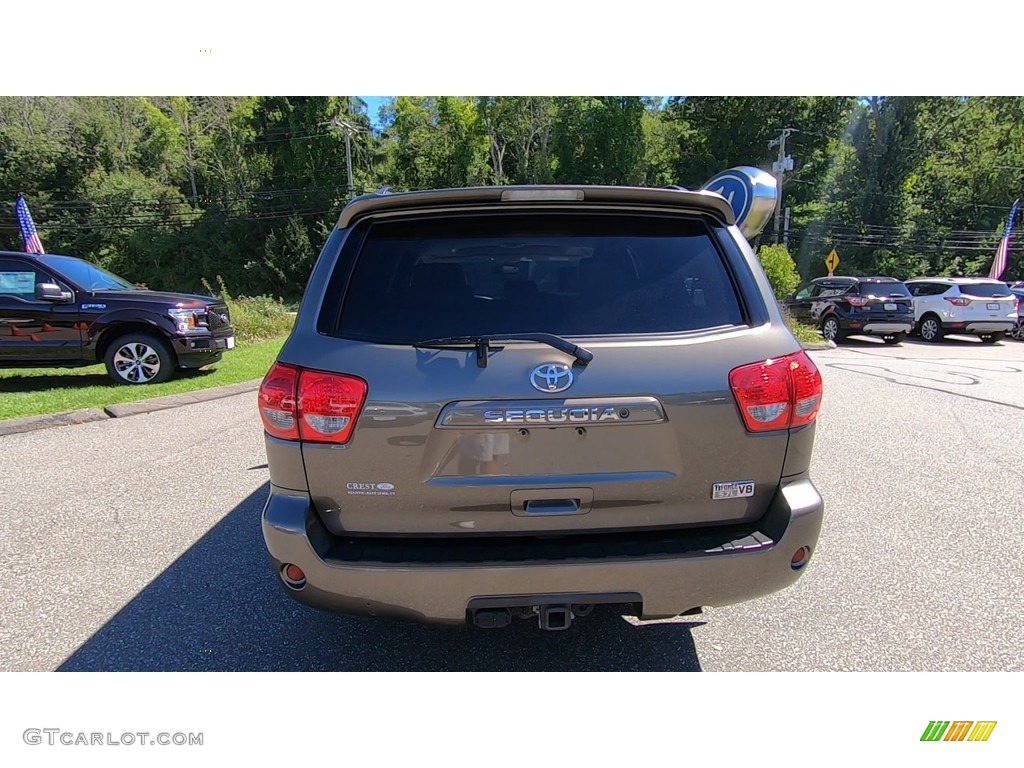 2014 Sequoia SR5 4x4 - Pyrite Mica / Sand Beige photo #6