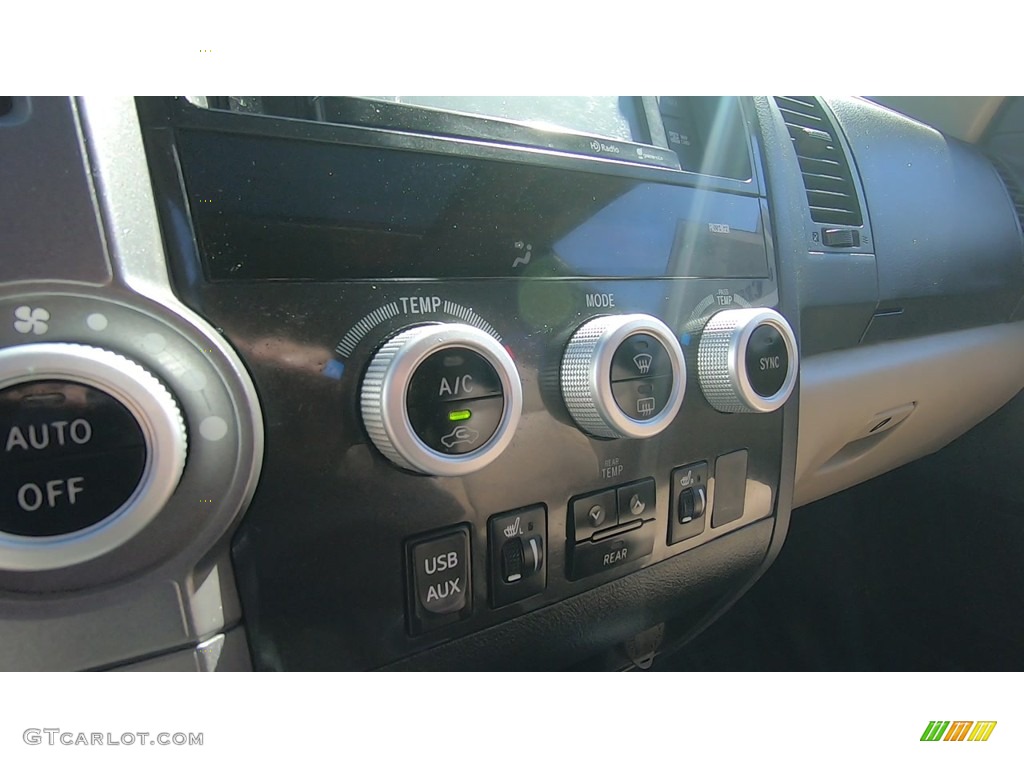 2014 Sequoia SR5 4x4 - Pyrite Mica / Sand Beige photo #16