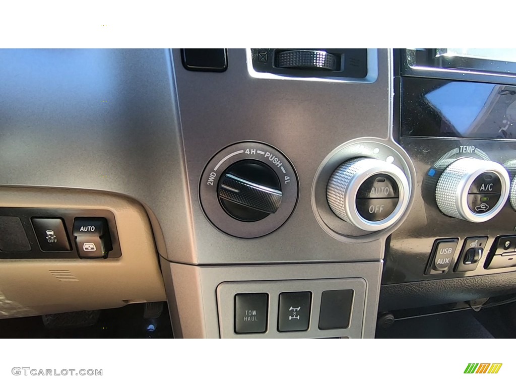 2014 Sequoia SR5 4x4 - Pyrite Mica / Sand Beige photo #17