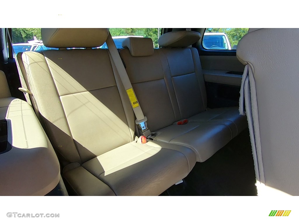 2014 Sequoia SR5 4x4 - Pyrite Mica / Sand Beige photo #26