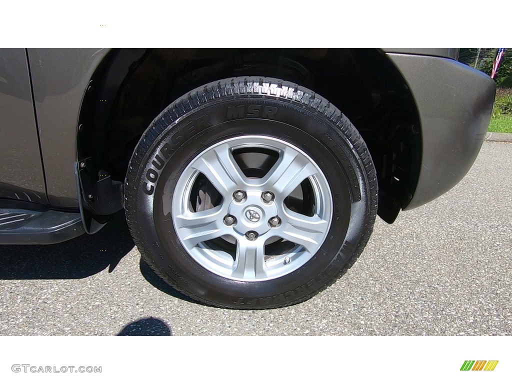 2014 Sequoia SR5 4x4 - Pyrite Mica / Sand Beige photo #29