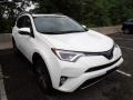 Super White - RAV4 XLE Photo No. 4