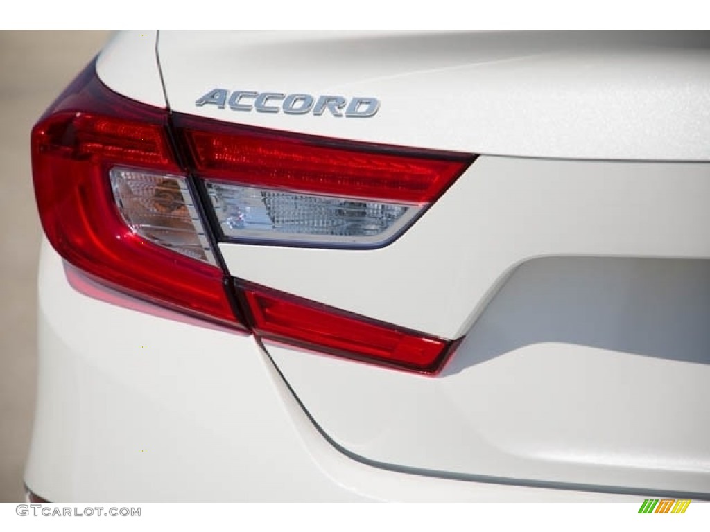 2020 Honda Accord EX-L Hybrid Sedan Marks and Logos Photo #139476025