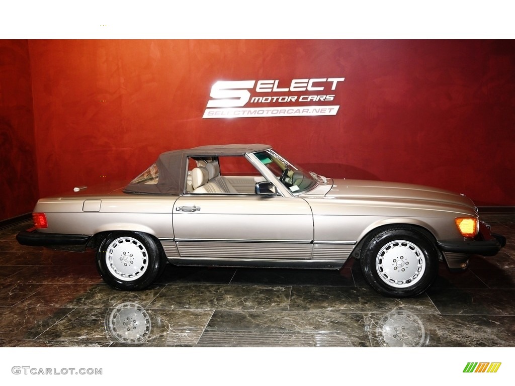 1988 SL Class 560 SL Roadster - Light Beige Metallic / Parchment photo #6