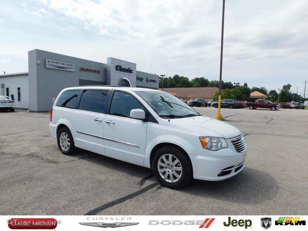 2016 Town & Country Touring - Bright White / Black/Light Graystone photo #1