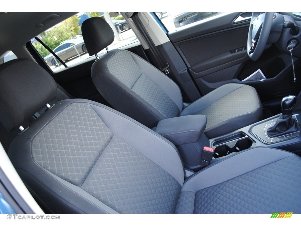 2018 Volkswagen Tiguan S Front Seat Photo #139479225