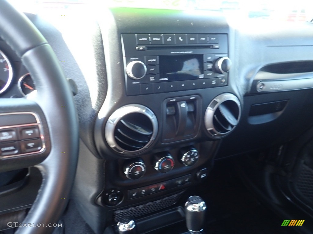 2017 Wrangler Sport 4x4 - Granite Crystal Metallic / Black photo #28