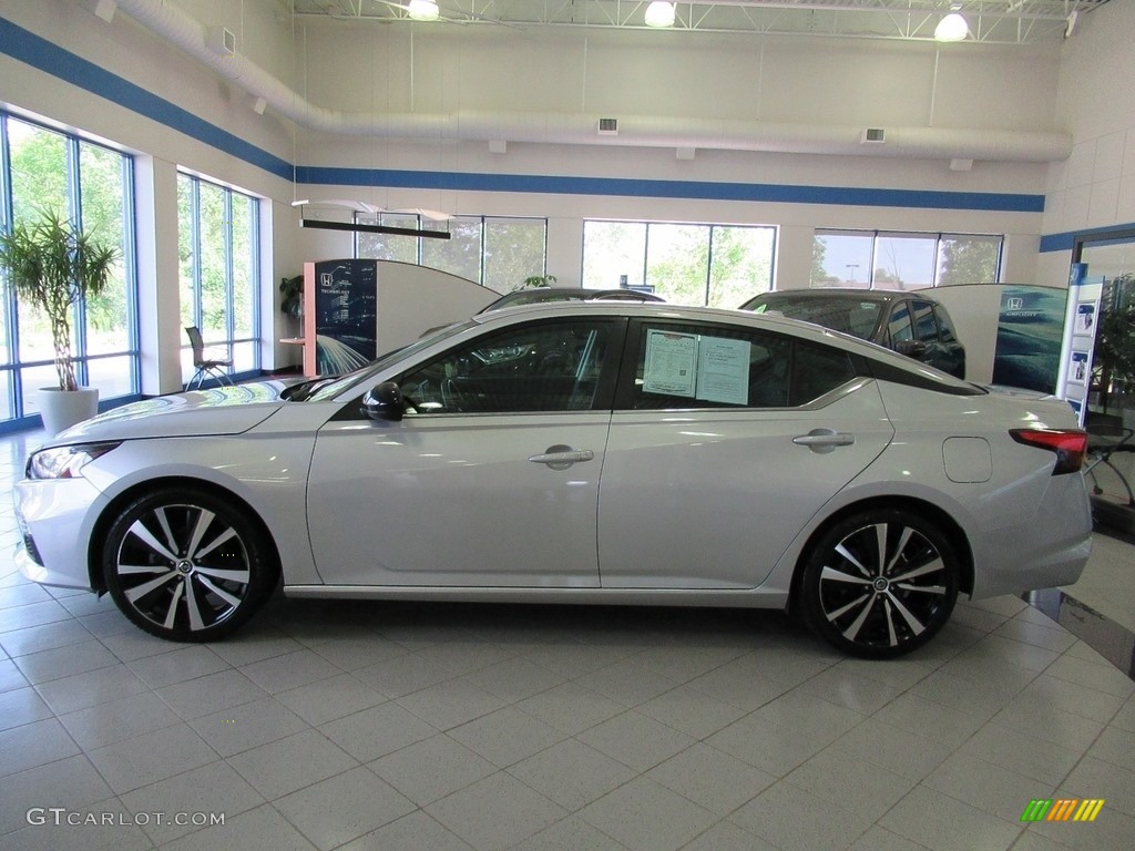 Brilliant Silver Metallic 2019 Nissan Altima SR Exterior Photo #139481487