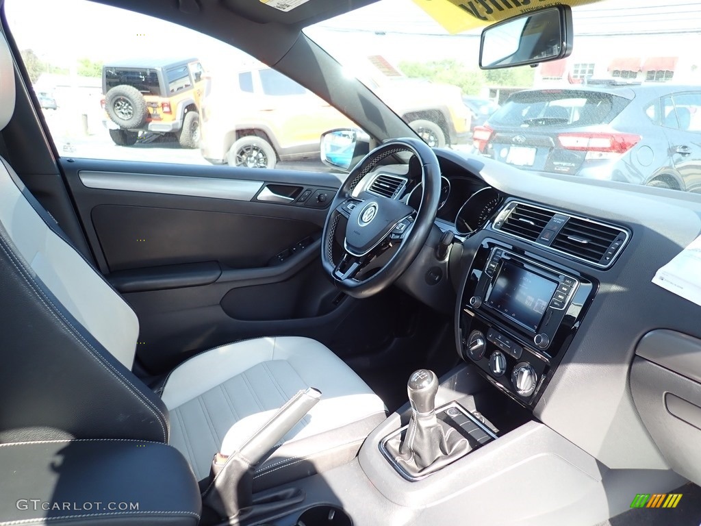 2016 Volkswagen Jetta Sport Black/Ceramique Dashboard Photo #139483503