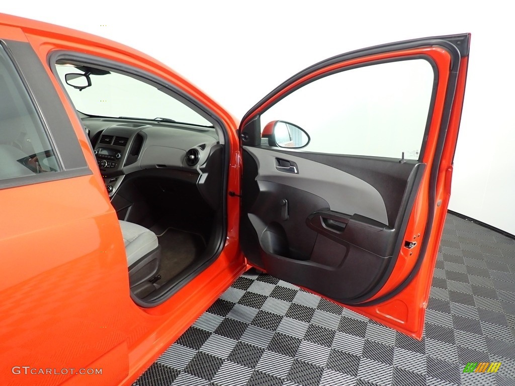 2012 Sonic LS Hatch - Inferno Orange Metallic / Jet Black/Dark Titanium photo #35