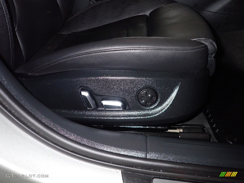 2014 A4 2.0T quattro Sedan - Ice Silver Metallic / Black photo #24