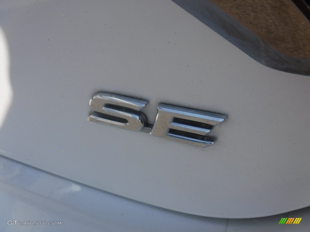 2016 Camry SE - Blizzard White Pearl / Ash photo #9