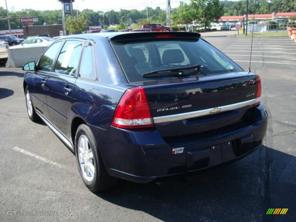 2005 Malibu Maxx LS Wagon - Dark Blue Metallic / Gray photo #4