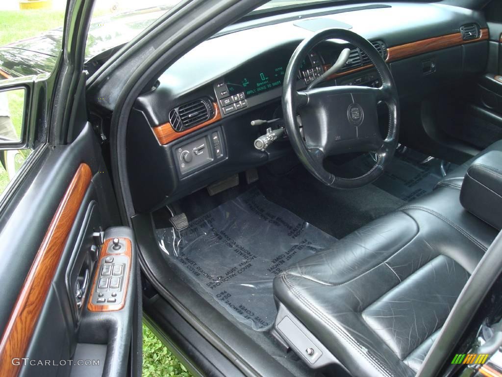 1997 DeVille Sedan - Raven Black / Black photo #12