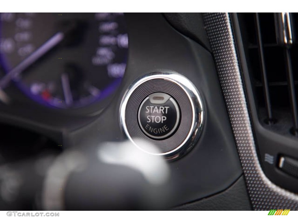 2017 Infiniti Q50 2.0t Controls Photo #139491019