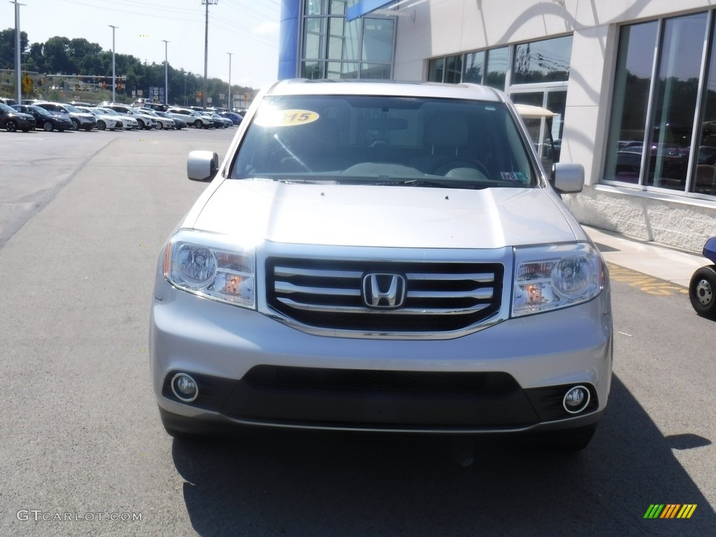 2015 Pilot SE 4WD - Alabaster Silver Metallic / Gray photo #4