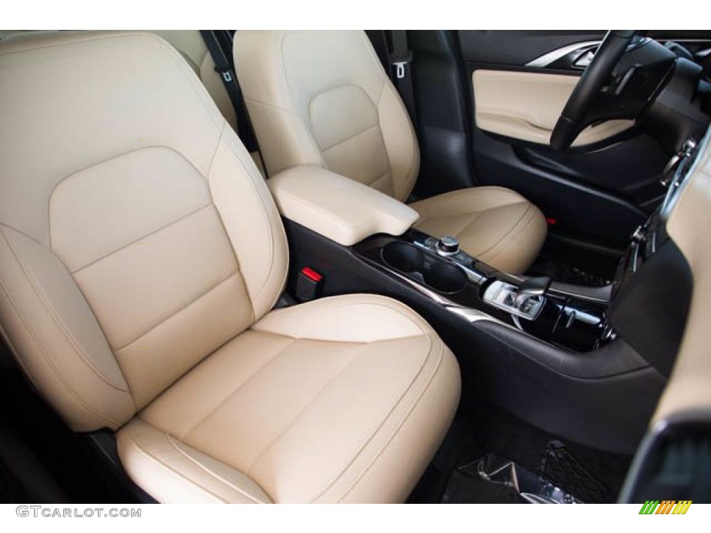 2017 Infiniti QX30 Premium Front Seat Photos