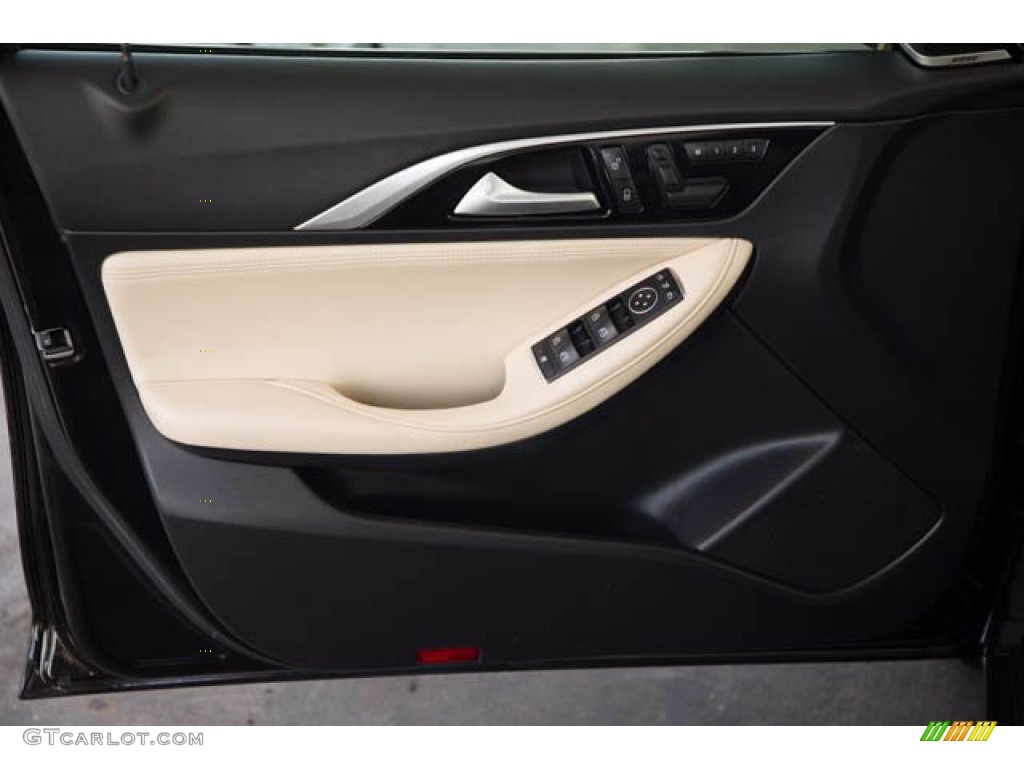 2017 Infiniti QX30 Premium Wheat Door Panel Photo #139493872