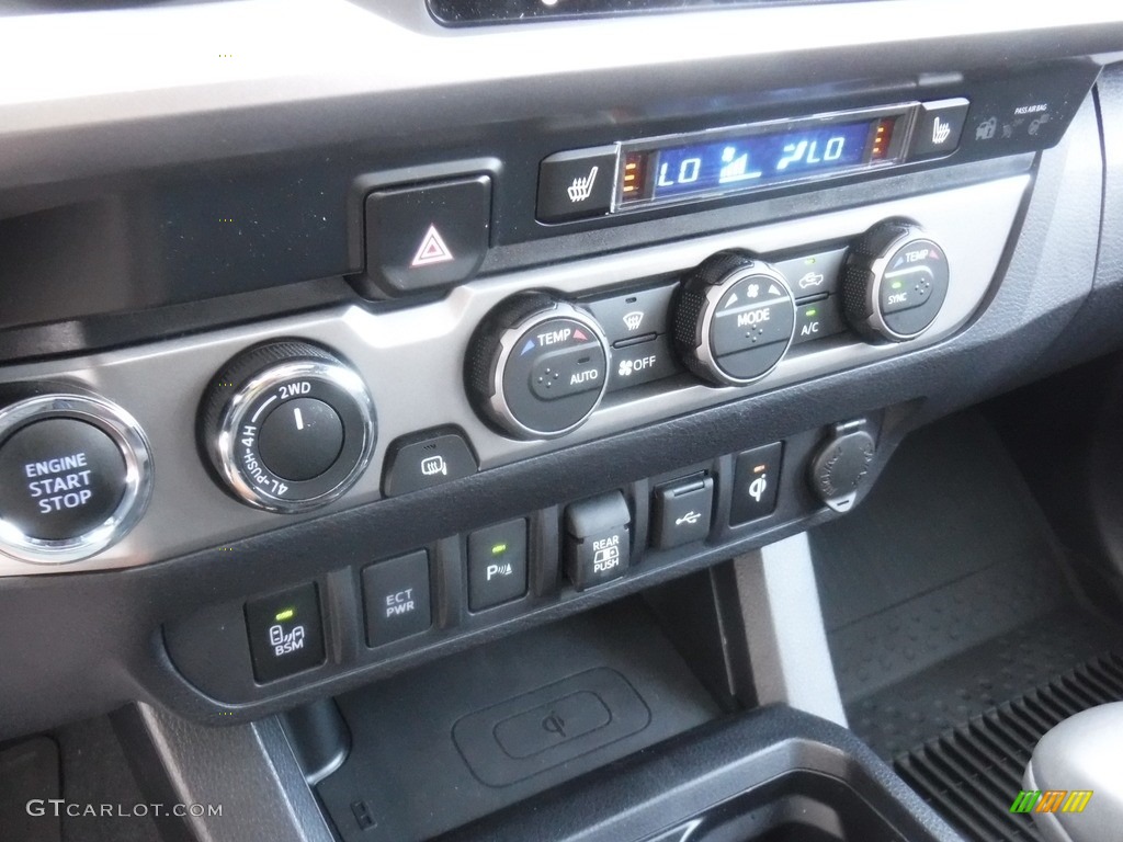 2020 Tacoma Limited Double Cab 4x4 - Silver Sky Metallic / Black photo #24