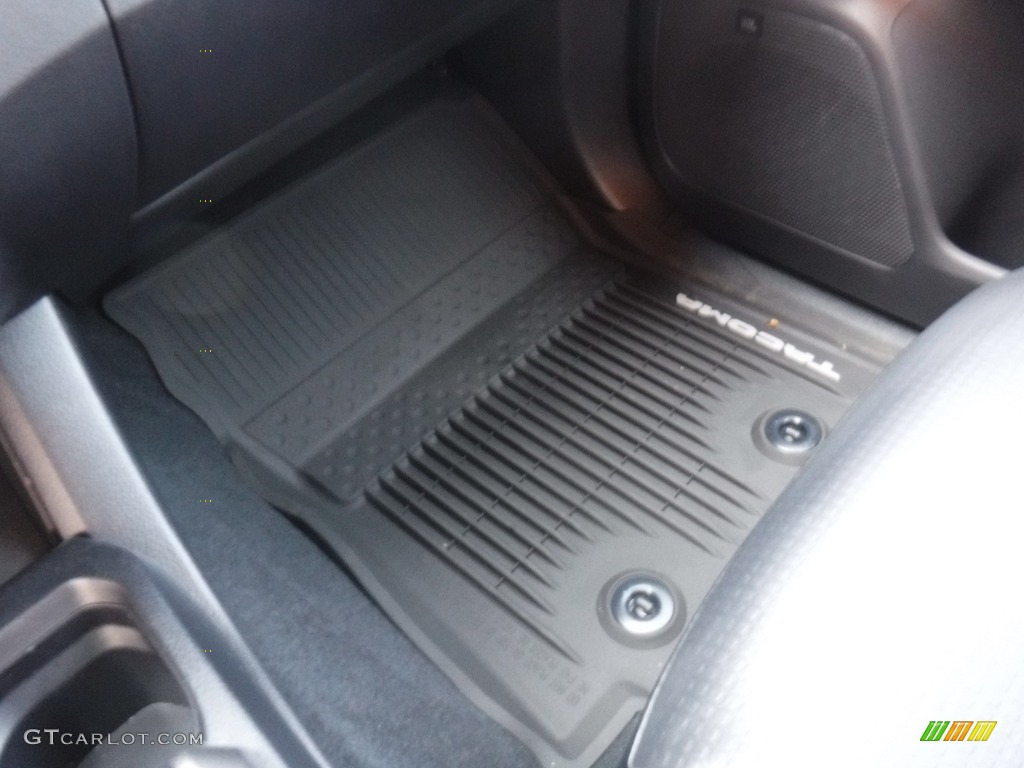 2020 Tacoma Limited Double Cab 4x4 - Silver Sky Metallic / Black photo #28