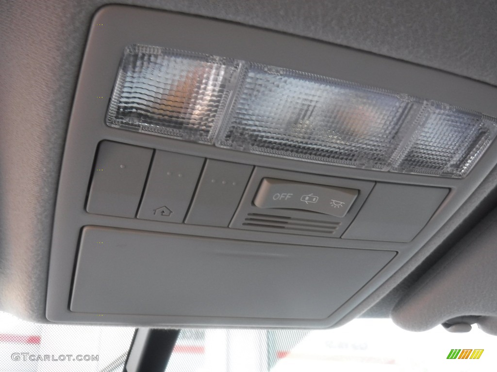 2013 Venza XLE AWD - Classic Silver Metallic / Ivory photo #24