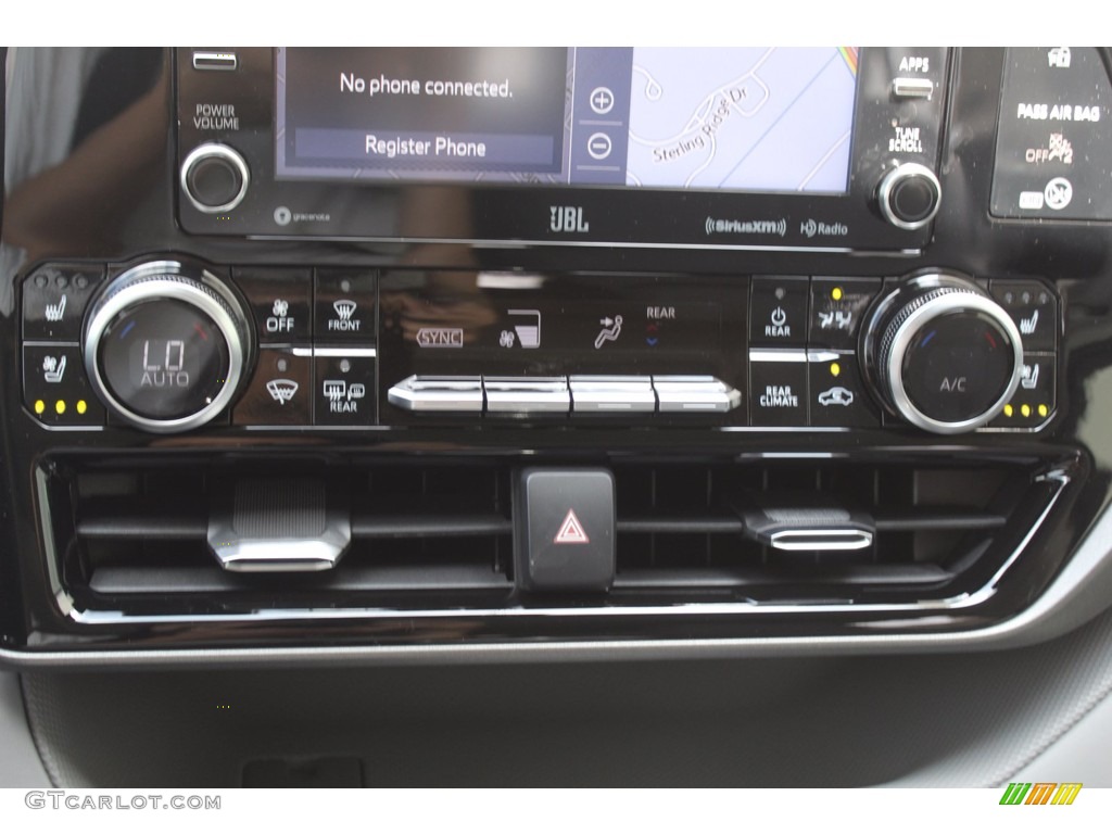 2020 Toyota Highlander Limited Controls Photo #139498015