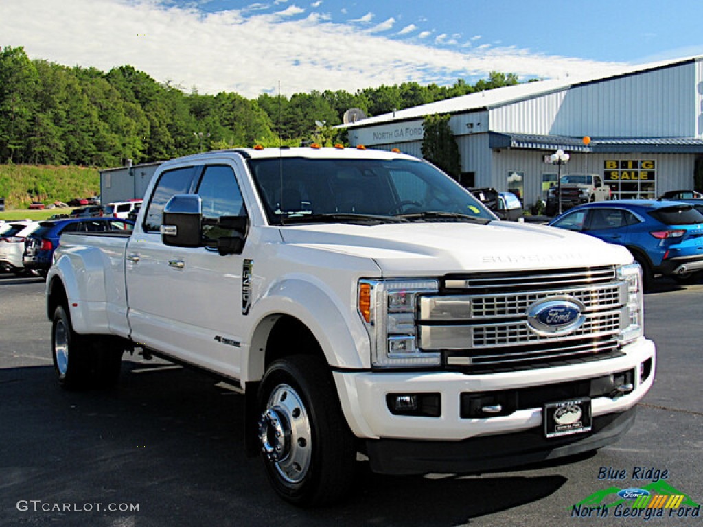 2017 F450 Super Duty Platinum Crew Cab 4x4 - White Platinum / Black/Brunello photo #7