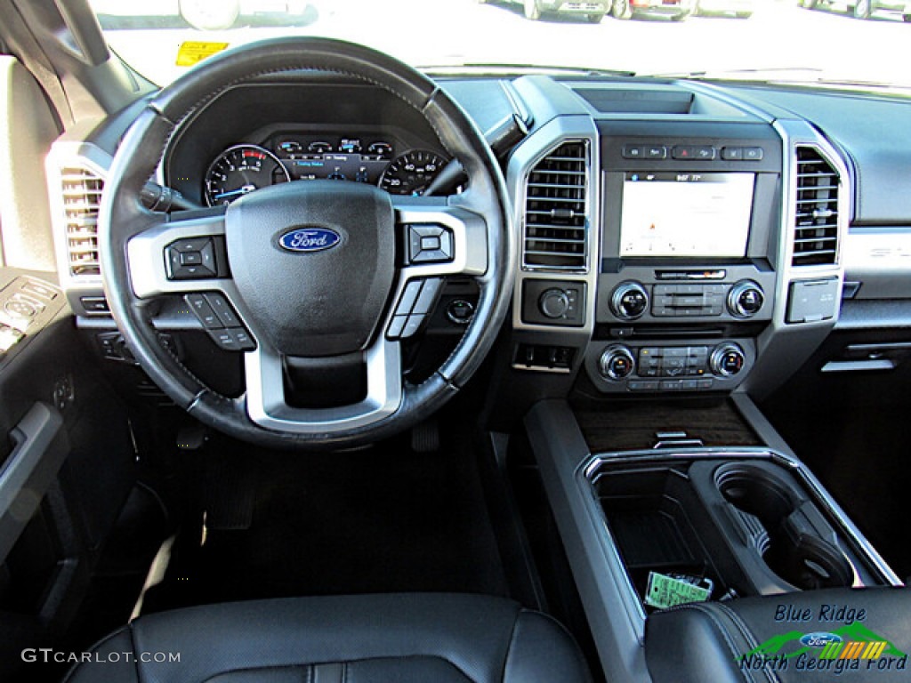 2017 F450 Super Duty Platinum Crew Cab 4x4 - White Platinum / Black/Brunello photo #15