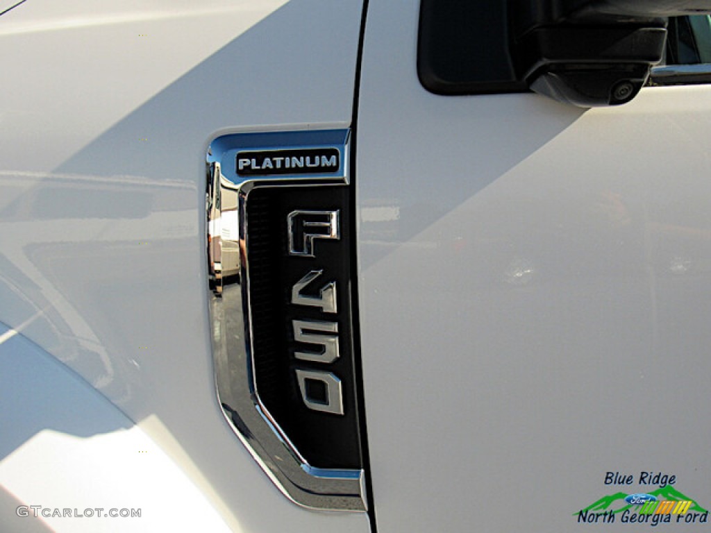 2017 F450 Super Duty Platinum Crew Cab 4x4 - White Platinum / Black/Brunello photo #34