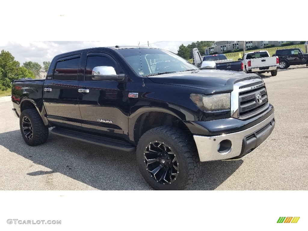 2011 Tundra Limited CrewMax 4x4 - Black / Graphite Gray photo #34