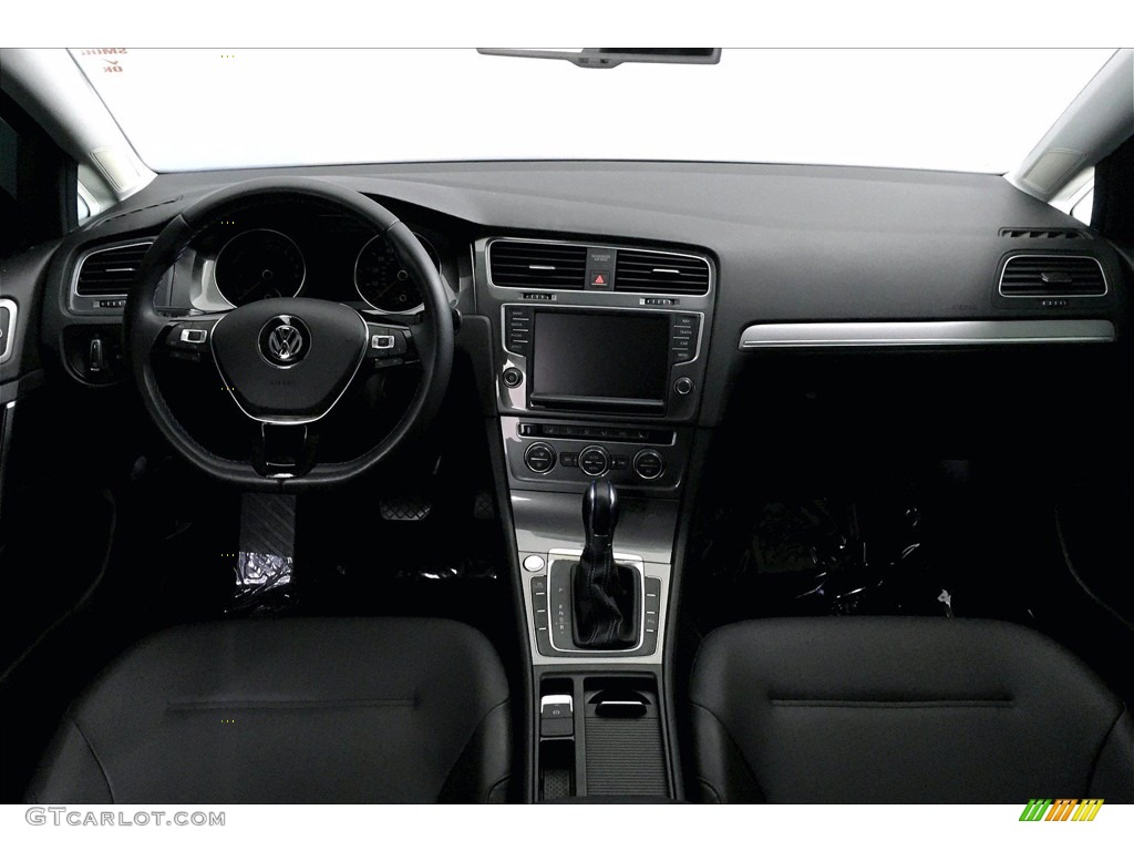 Black Interior 2016 Volkswagen e-Golf SEL Premium Photo #139501129