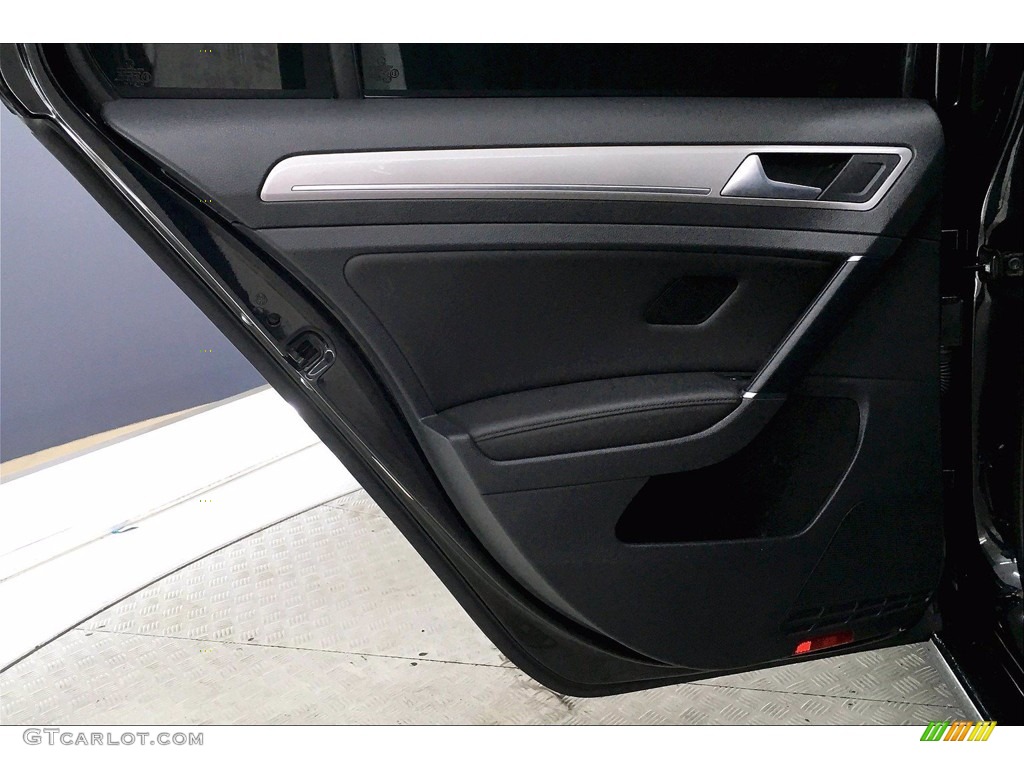 2016 Volkswagen e-Golf SEL Premium Door Panel Photos