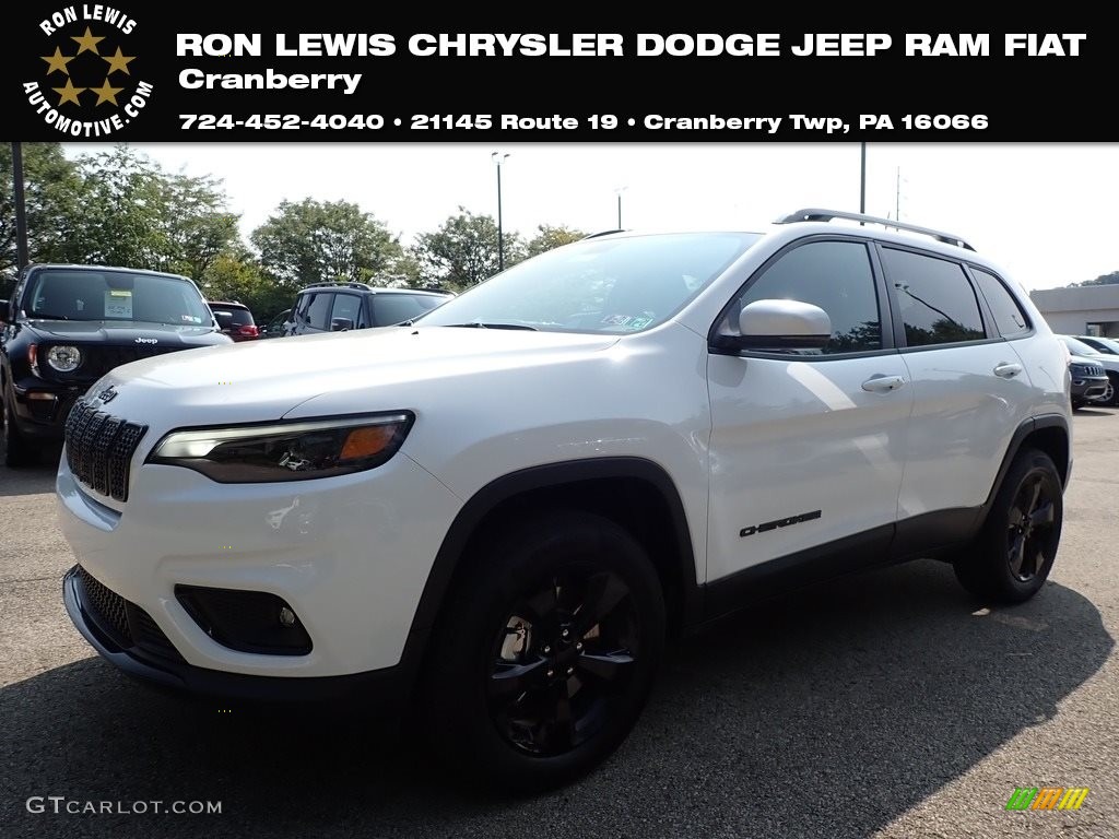 2020 Cherokee Altitude 4x4 - Bright White / Black photo #1