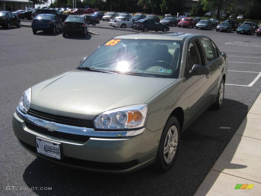 2005 Malibu Sedan - Silver Green Metallic / Neutral Beige photo #3
