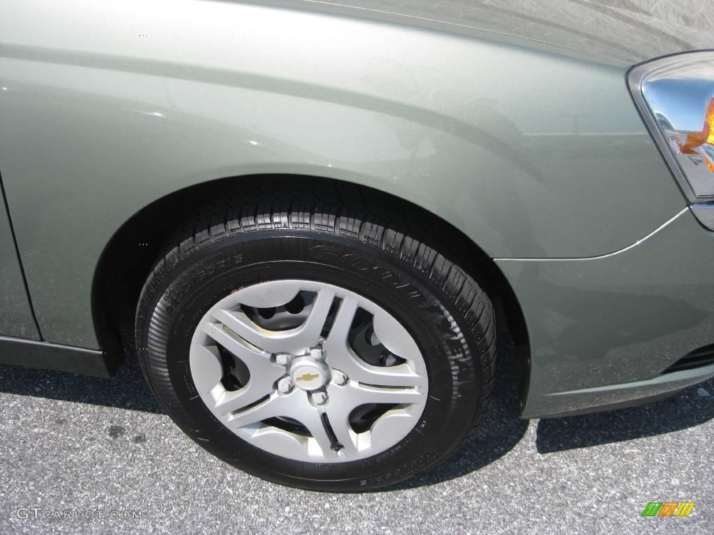 2005 Malibu Sedan - Silver Green Metallic / Neutral Beige photo #4