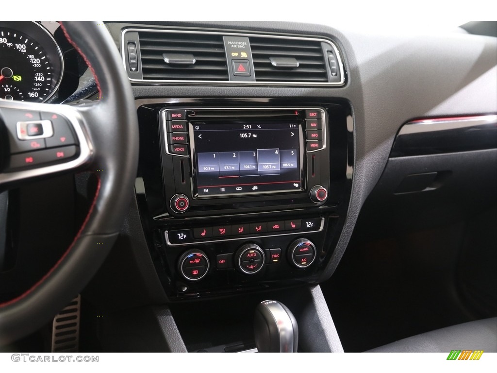 2017 Volkswagen Jetta GLI 2.0T Controls Photo #139506919