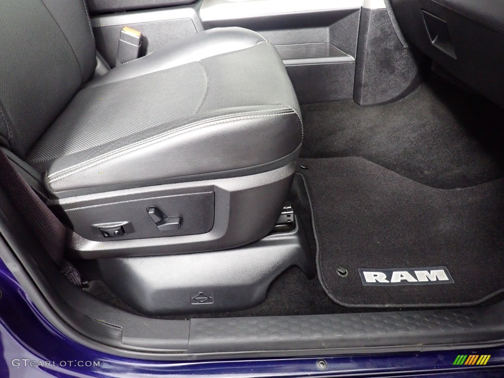2016 Ram 1500 Laramie Crew Cab 4x4 Front Seat Photo #139509592