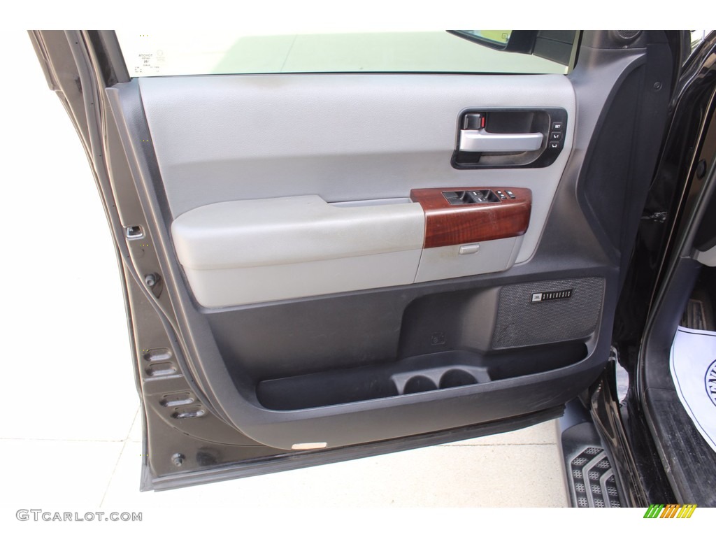 2015 Toyota Sequoia Platinum Gray Door Panel Photo #139511872