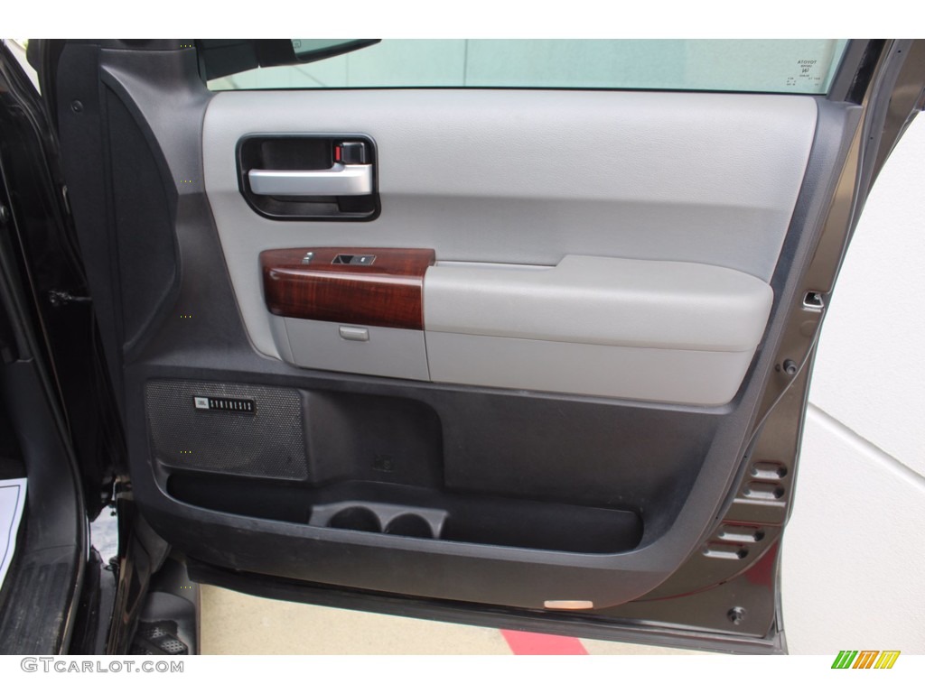 2015 Toyota Sequoia Platinum Gray Door Panel Photo #139512283