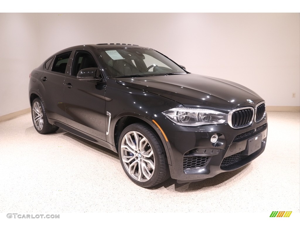 Black Sapphire Metallic BMW X6 M