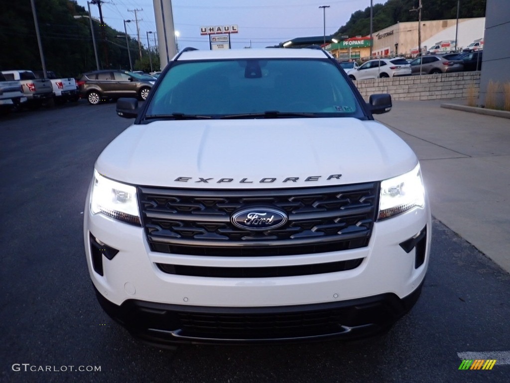 2018 Explorer XLT 4WD - Oxford White / Ebony Black photo #8