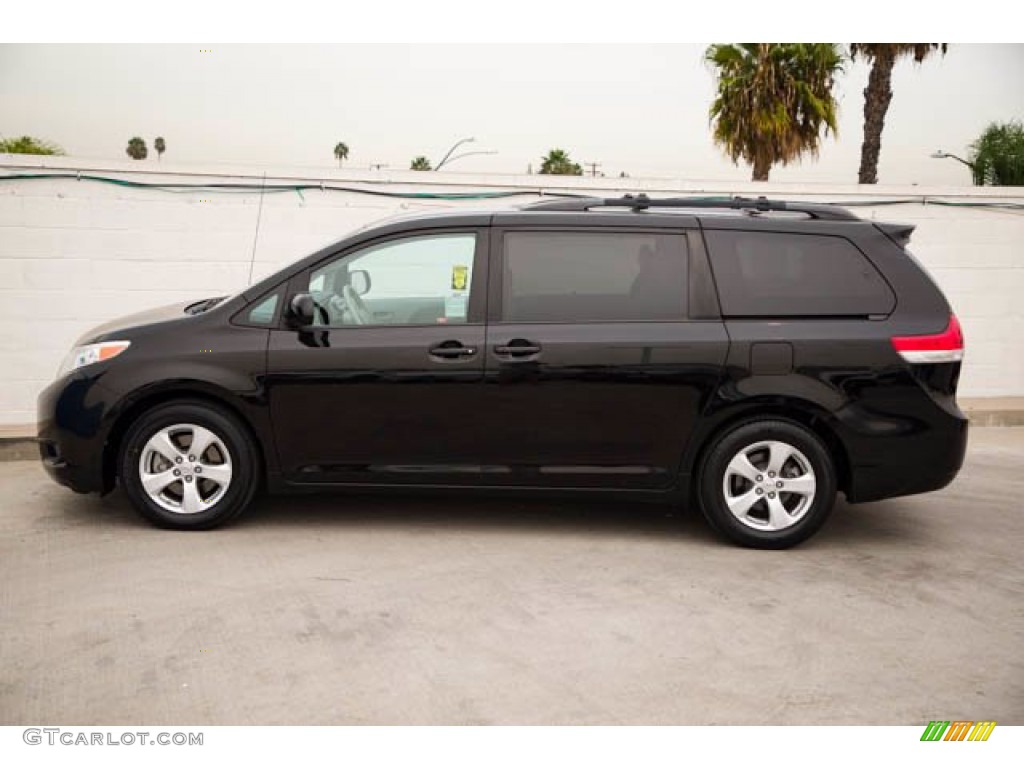 2014 Sienna LE - Black / Light Gray photo #10
