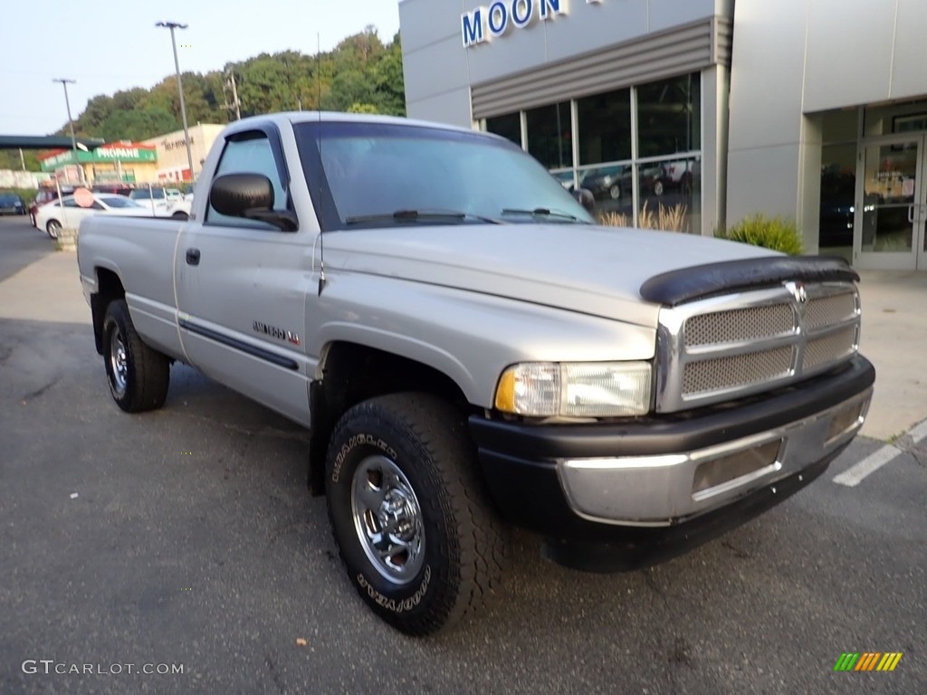 Light Driftwood Satin Glow 2000 Dodge Ram 1500 SLT Regular Cab 4x4 Exterior Photo #139516366
