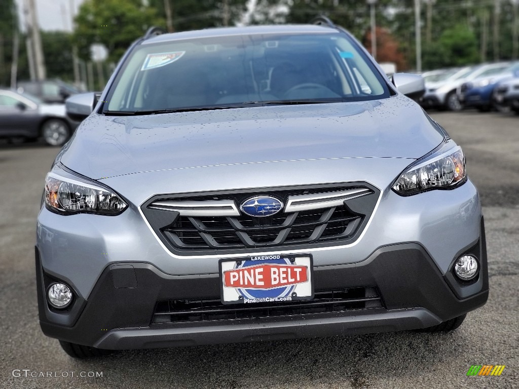 2021 Crosstrek Premium - Ice Silver Metallic / Black photo #2