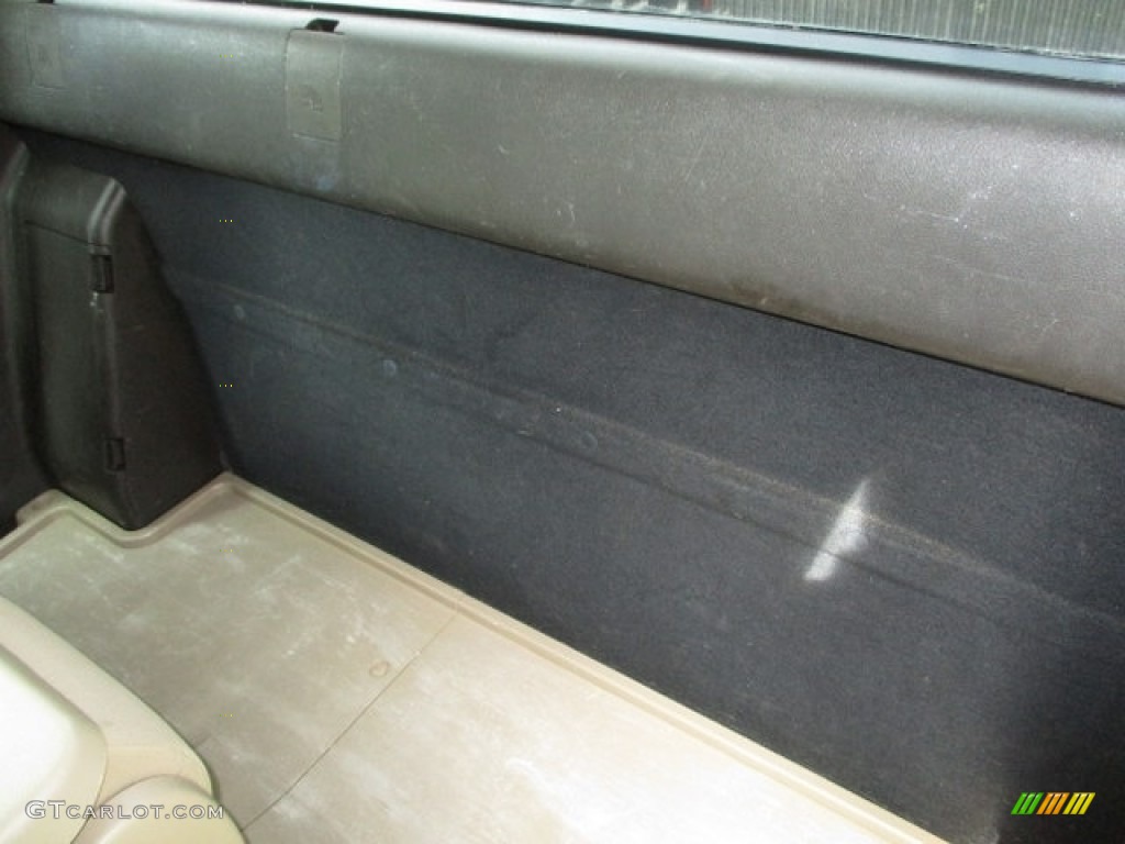 2007 Tundra SR5 Regular Cab - Radiant Red / Beige photo #43