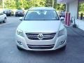 White Gold Metallic - Tiguan SE 4Motion Photo No. 3