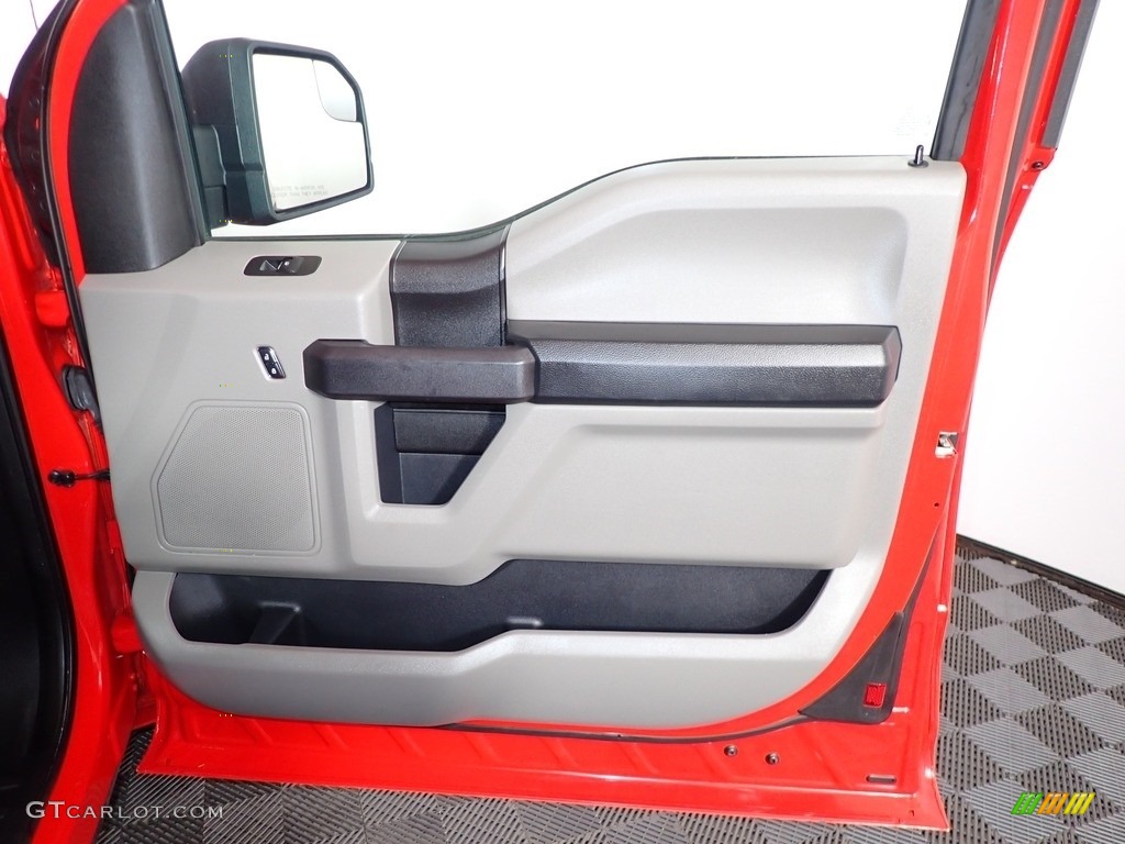 2017 F150 XL SuperCab 4x4 - Race Red / Earth Gray photo #19
